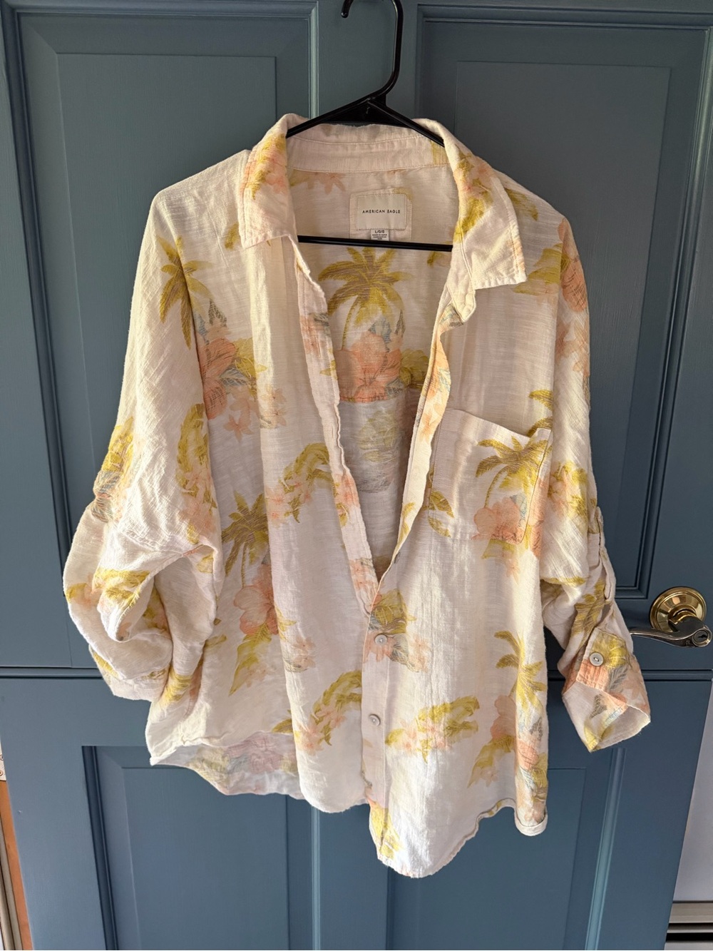 American Eagle Tropical Button-Up Shirt – Size Large